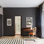 Paprika 1966 Comfort Zone Con Parcheggio Privato * Savillan