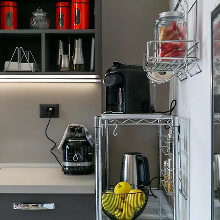 Paprika 1966 Comfort Zone Con Parcheggio Privato Apartment *